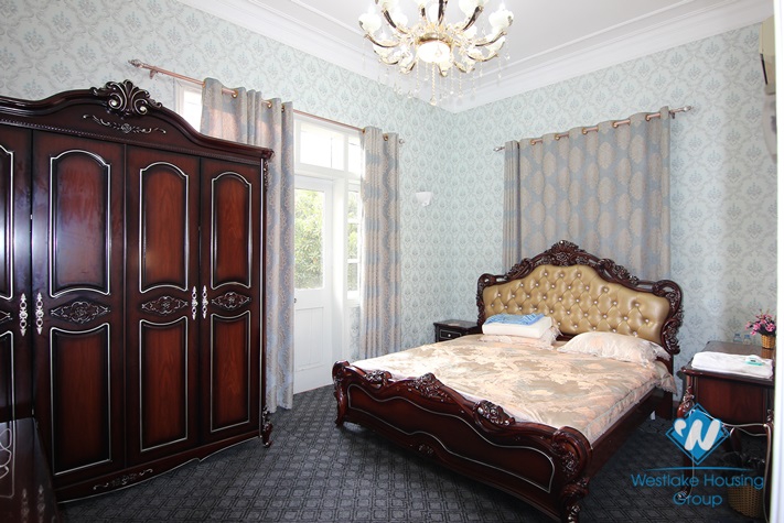 Spacious detached villa to rent in Tay Ho diplomats' compound